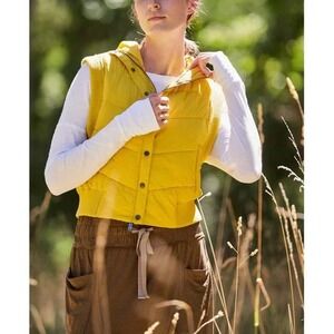 Free People Movement Nature Seeker Puffer Vest Green Sulphur Yellow Medium Hood
